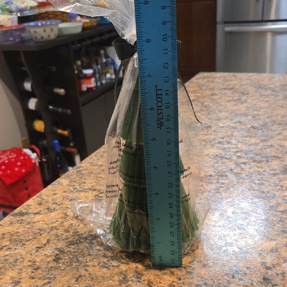 Hallmark Green Tree Candle with Ribbon - Picture 4 of 5